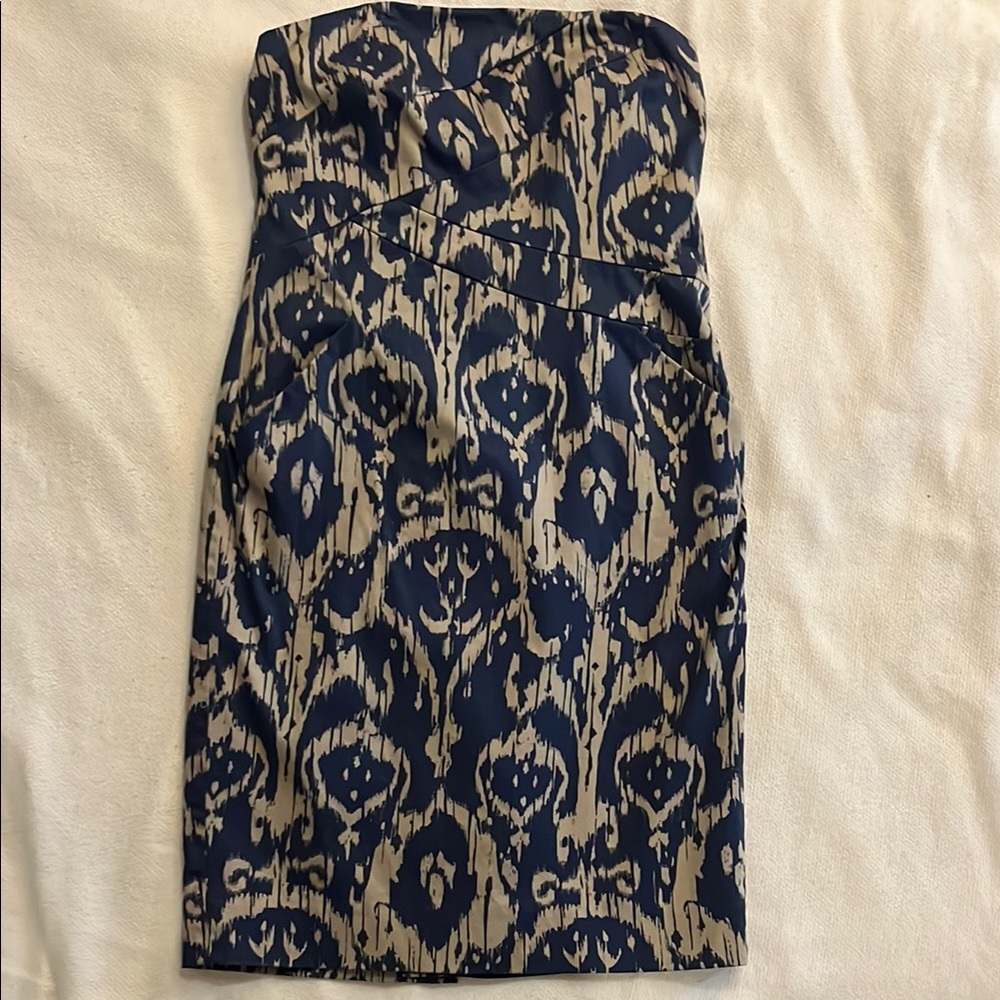 MICHAEL Michael Kors Elegant Navy and Tan Dress